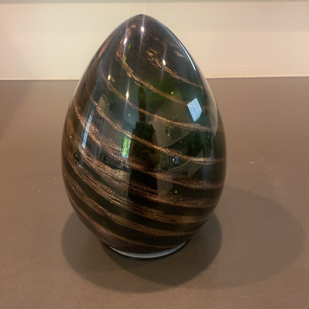 DONATED ❌Solar Energy Night Lamp black and brown with green light - Picture 2 of 10